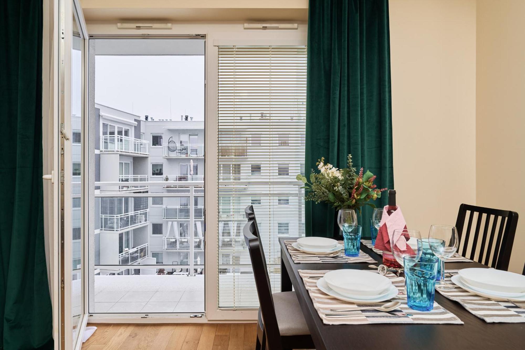 Wroclaw Rose Apartments By Noclegi Renters エクステリア 写真