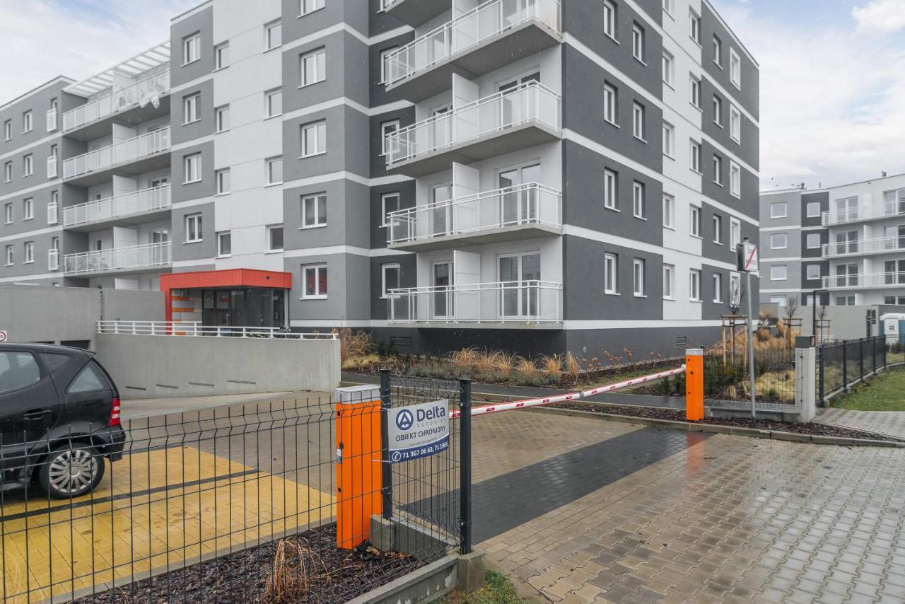 Wroclaw Rose Apartments By Noclegi Renters エクステリア 写真