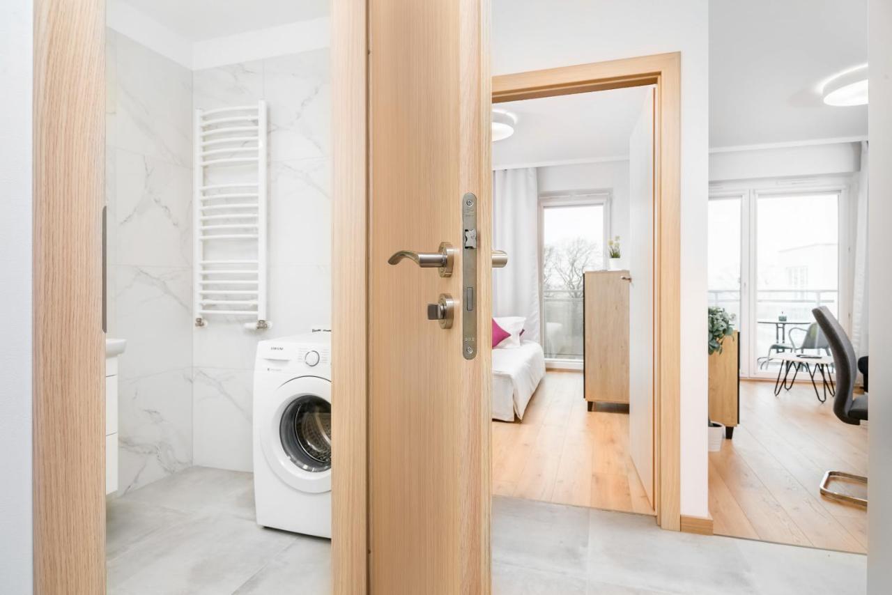 Wroclaw Rose Apartments By Noclegi Renters エクステリア 写真