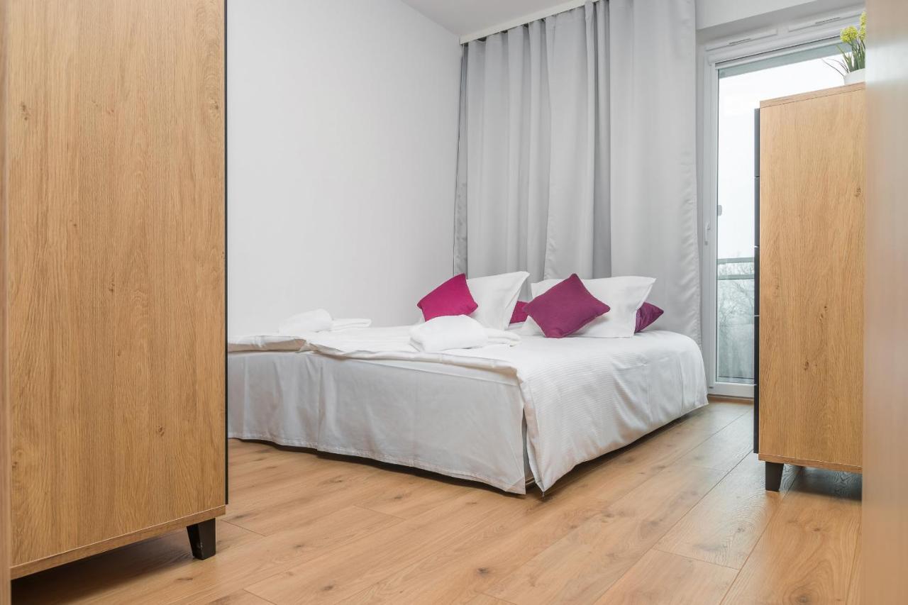 Wroclaw Rose Apartments By Noclegi Renters エクステリア 写真