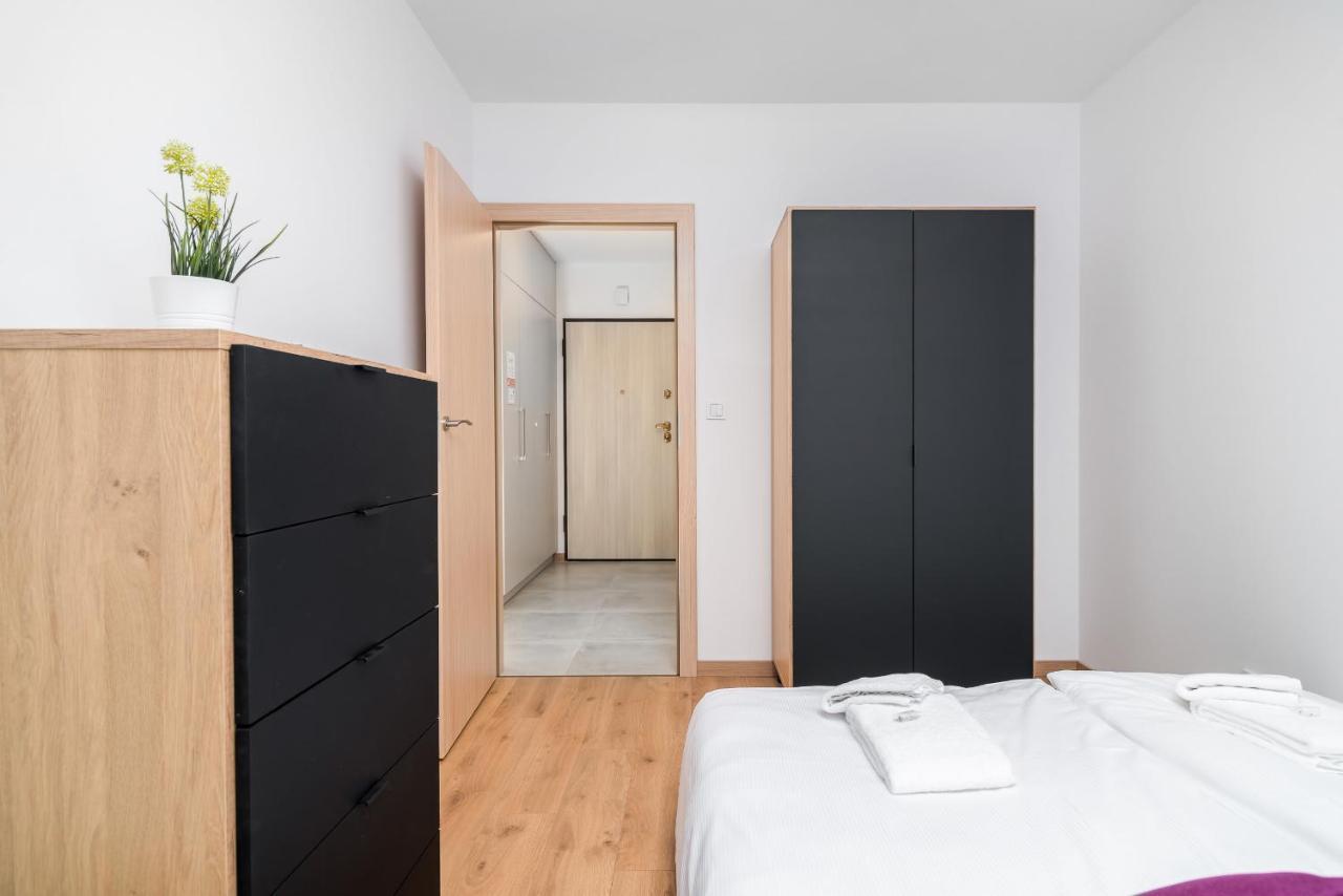 Wroclaw Rose Apartments By Noclegi Renters エクステリア 写真