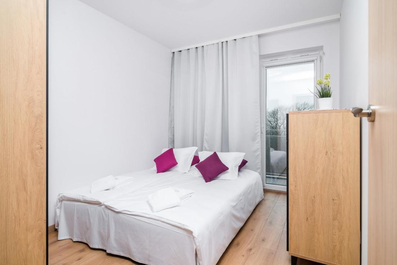 Wroclaw Rose Apartments By Noclegi Renters エクステリア 写真